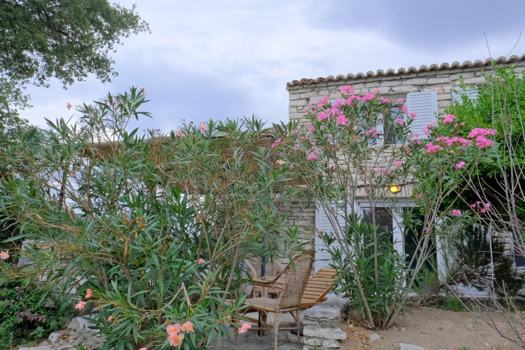 Les Villas De Qeparo Kültér fotó